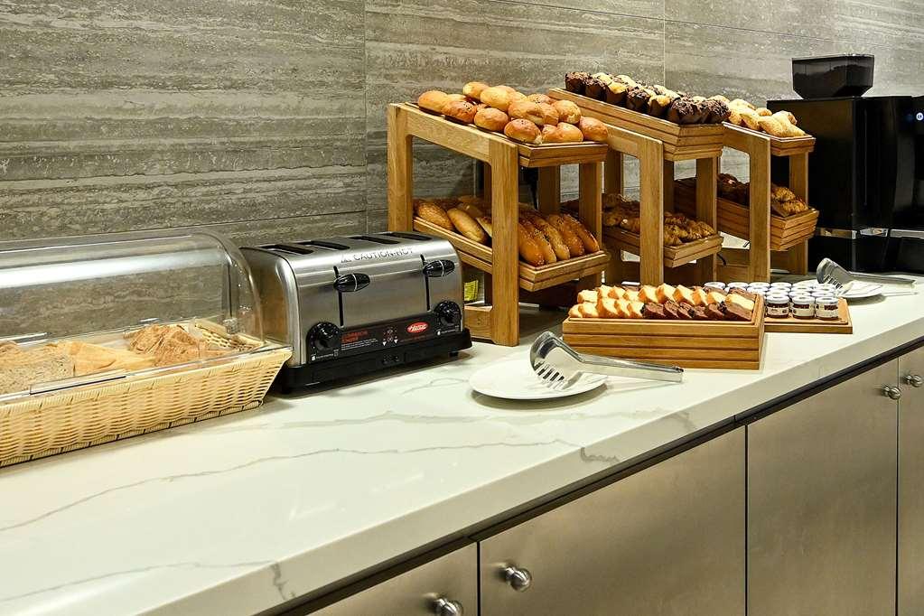 Comfort Hotel Jeddah King Road Restaurang bild