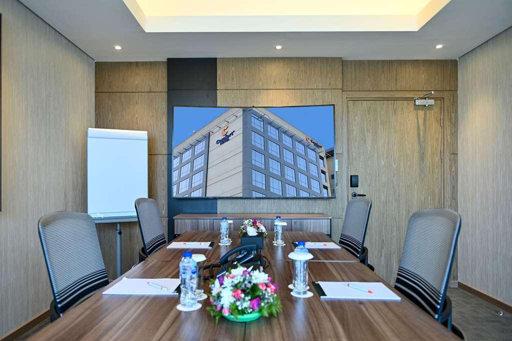 Comfort Hotel Jeddah King Road Bekvämligheter bild